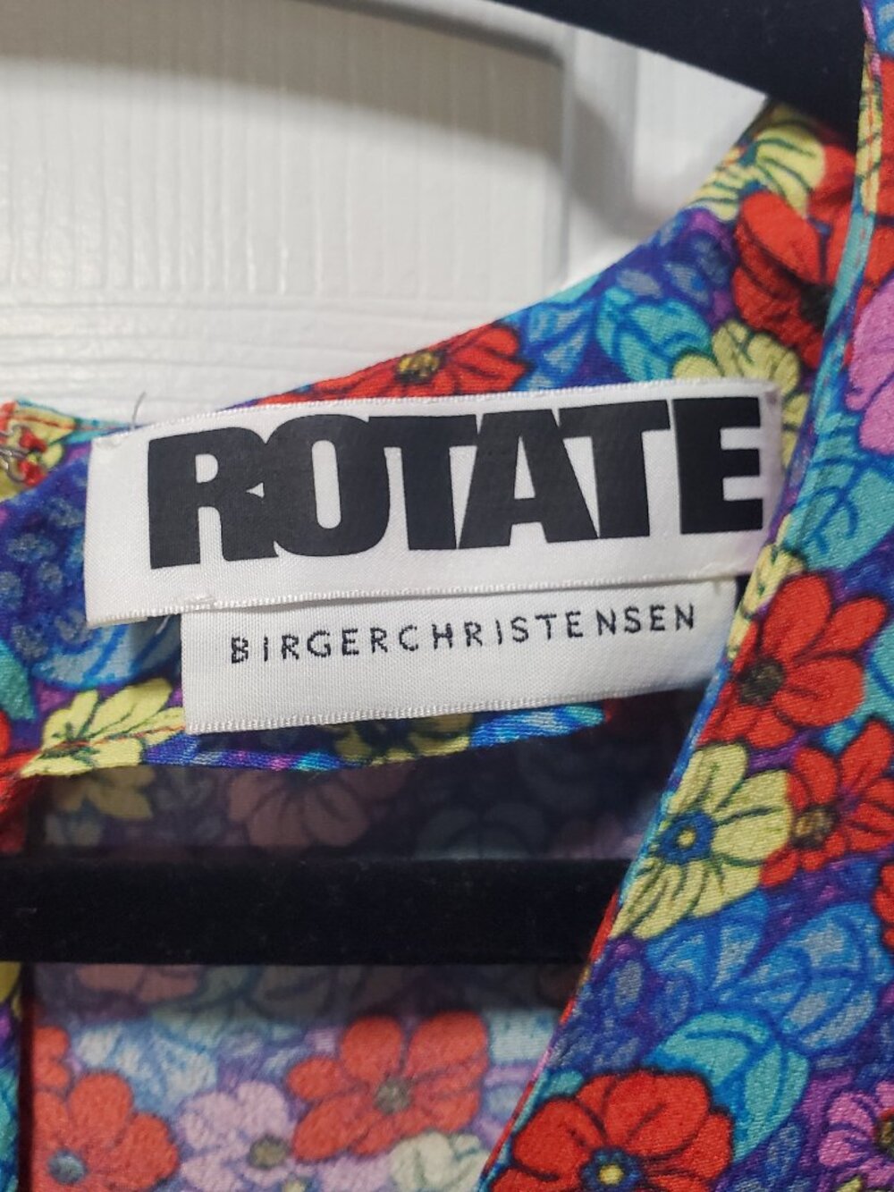 Rotate Birger Christensen Heather Floral Long Sleeve Midi Dress | 10 - Picture 3 of 7